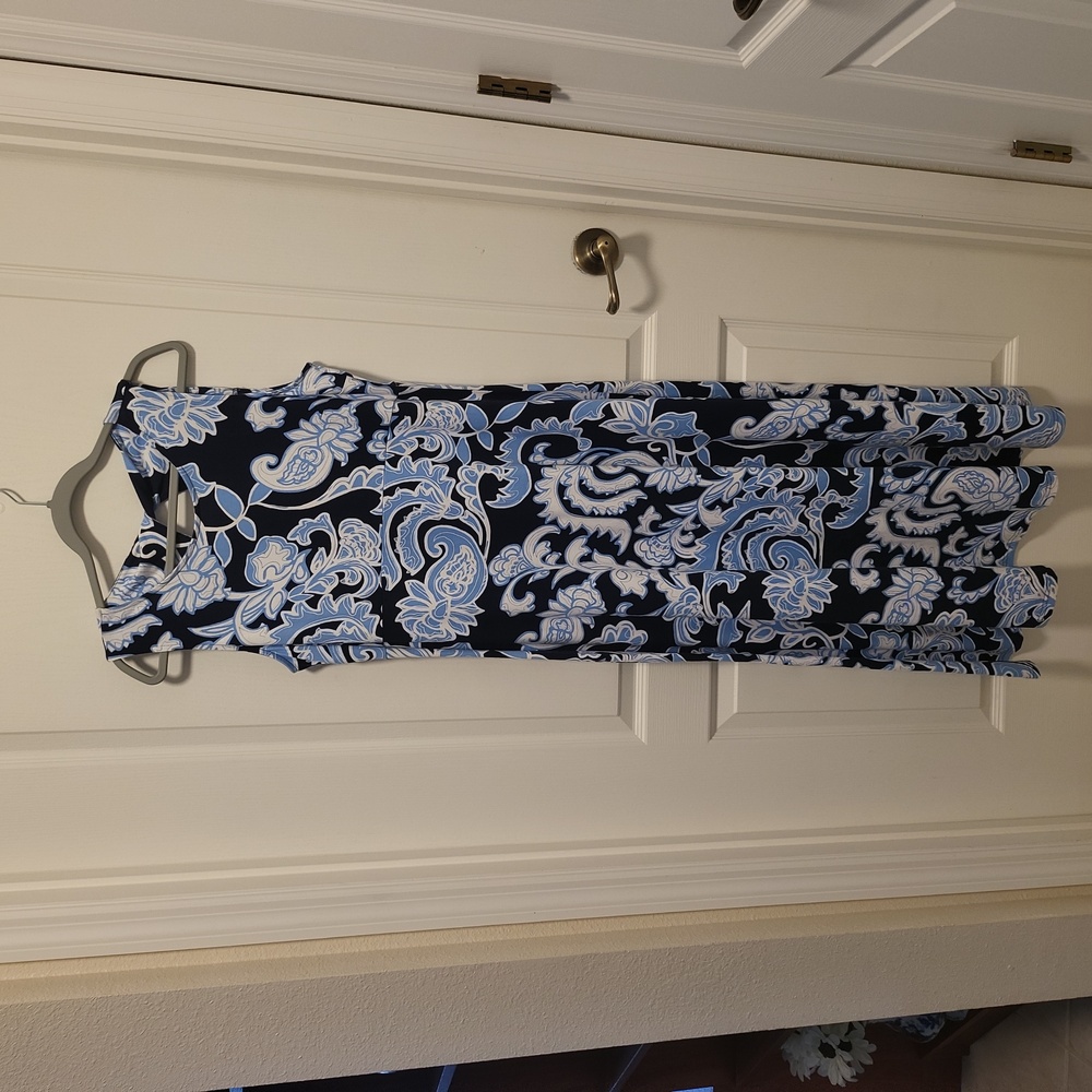 Talbots petite sleeveless size PL , blue, light blue and white. Long length.